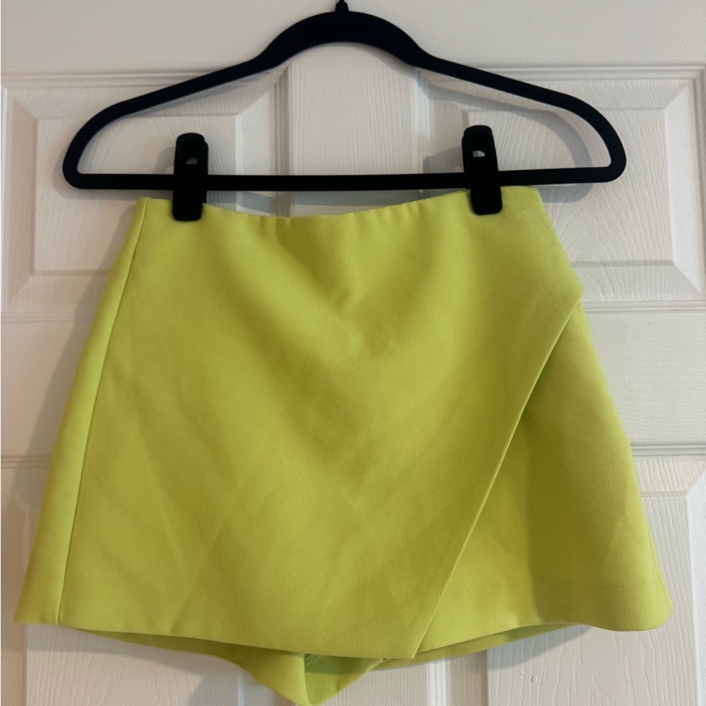 Zara Neon Yellow Green Skort